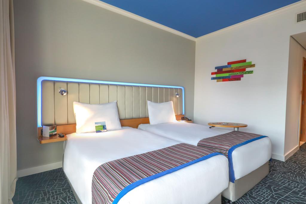 Park Inn By Radisson Abu Dhabi Yas Island Exterior photo