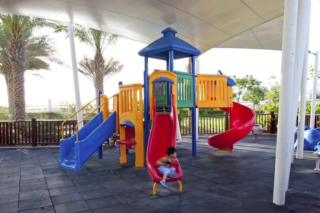 Park Inn By Radisson Abu Dhabi Yas Island Exterior photo
