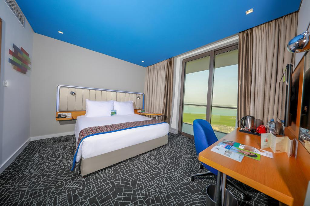 Park Inn By Radisson Abu Dhabi Yas Island Exterior photo